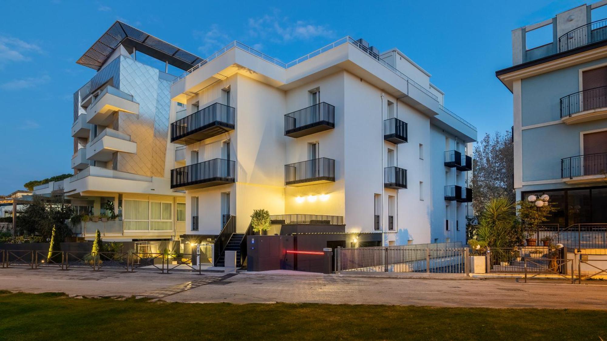 Homie Hotel Rimini Exterior foto